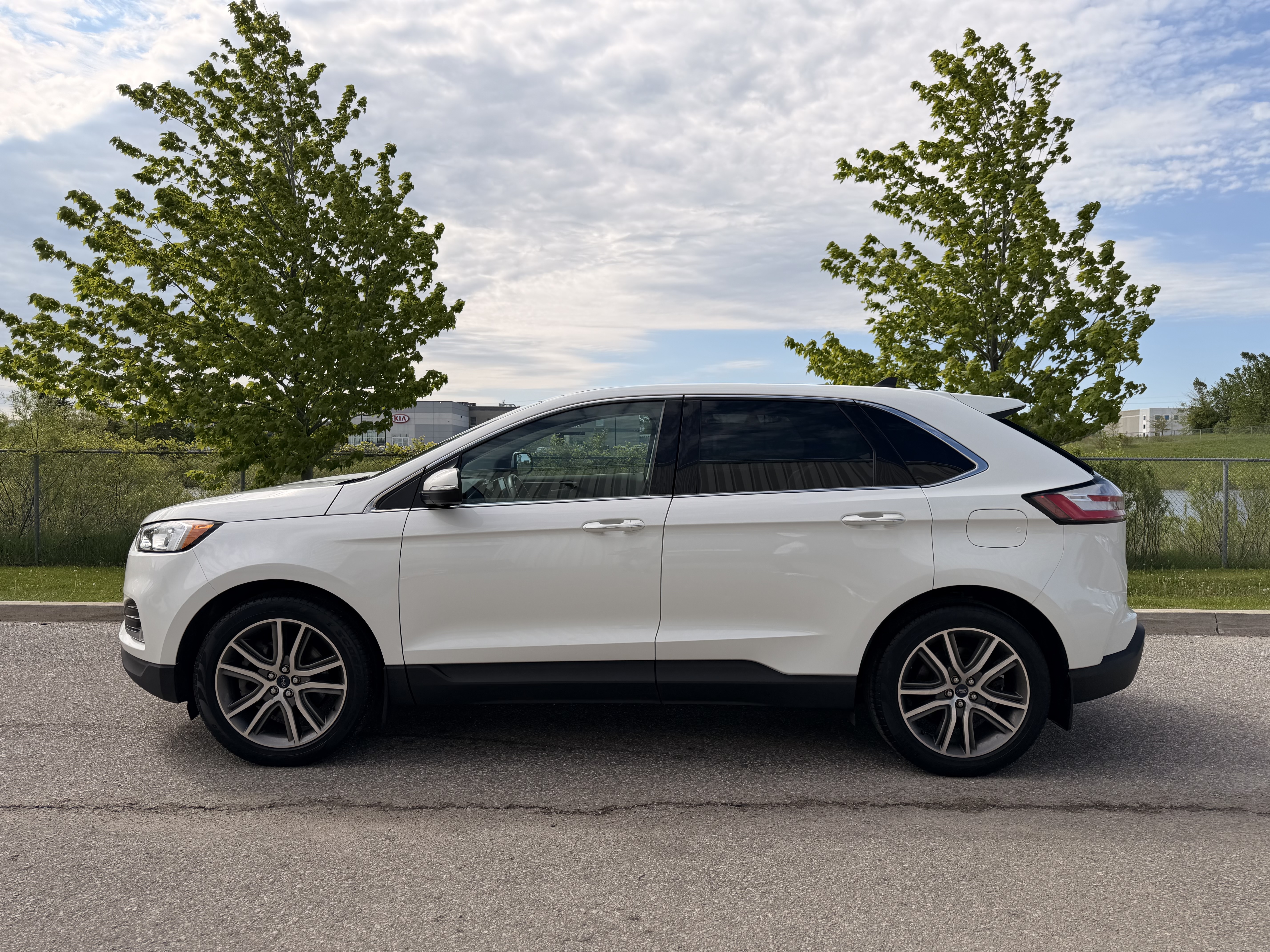 2021 Ford Edge Titanium