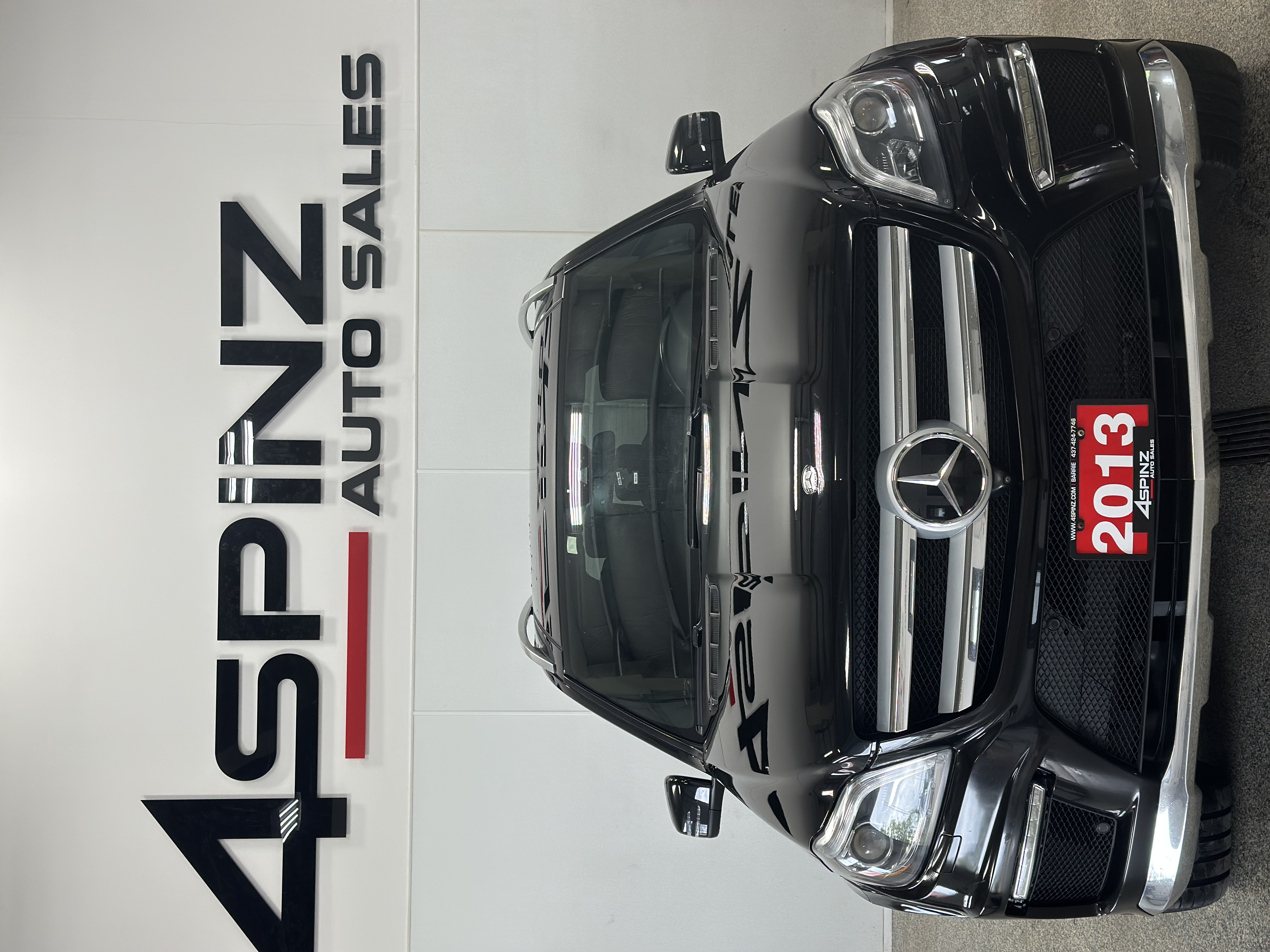 2013 Mercedes-Benz GL550 4MATI...