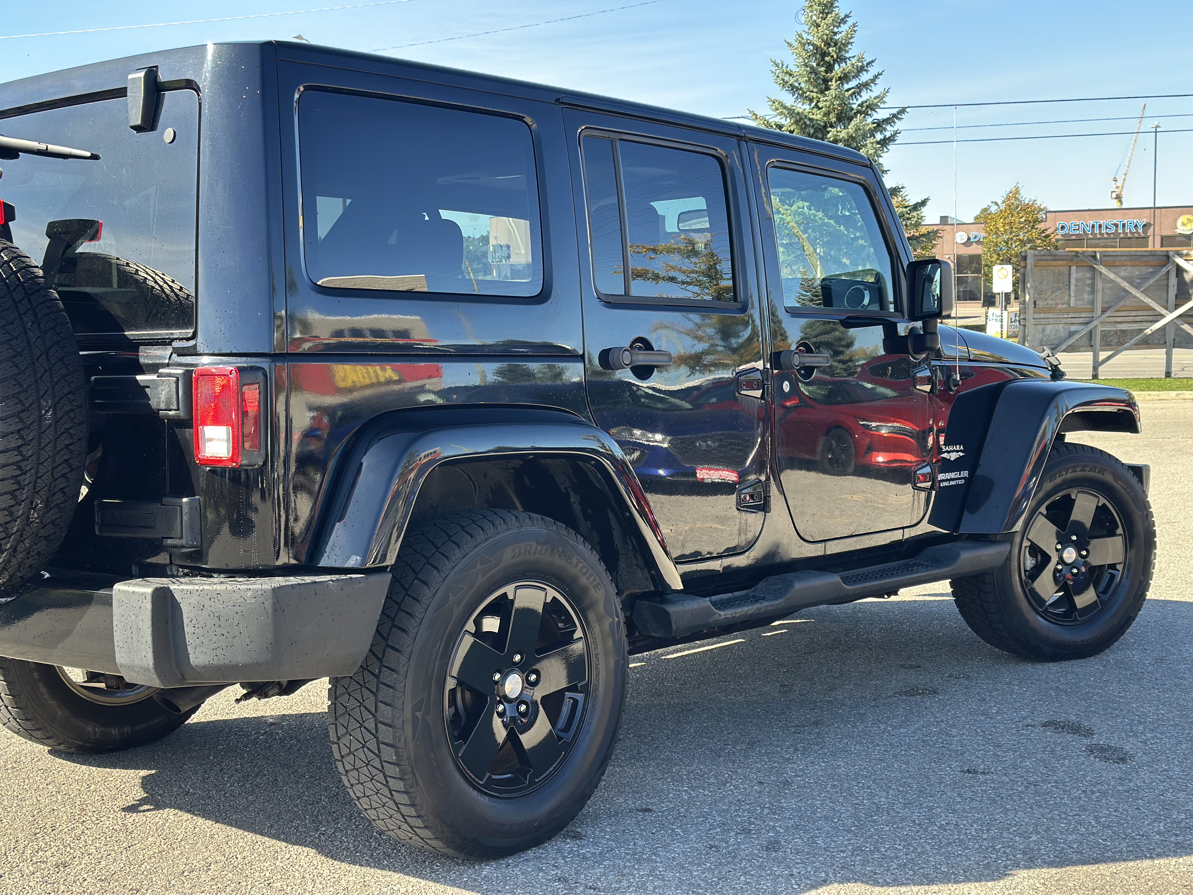 2013 Jeep Wrangler Sahara